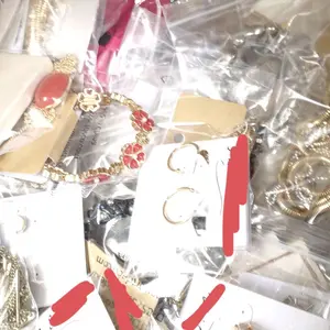 bag of Jewelry Jewelry Necklace/Bracelet/Earrings/Ring bundle sale