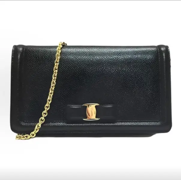 Pre-owned SALVATORE FERRAGAMO Vara Bow Woc Casual Trendy Purses Quilted Purse