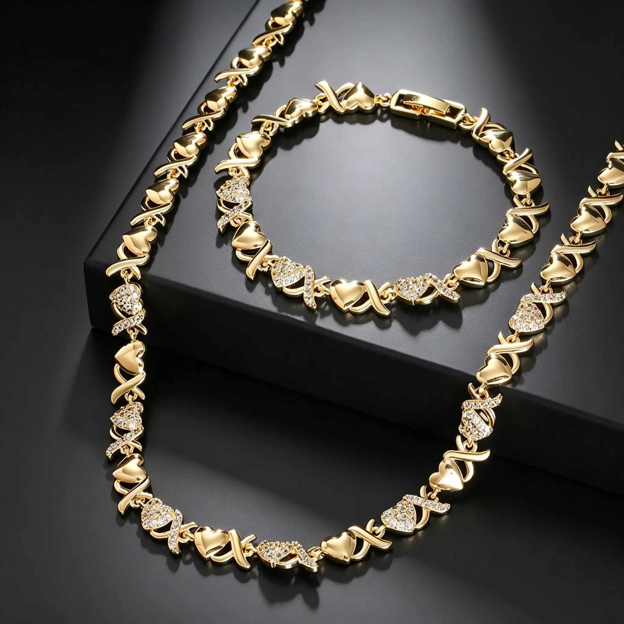 Queendo 2-Piece Interwoven Hearts-X Shaped Anti-Tarnish Cuban Chain Jewelry Set, Matching Necklace & Bracelet with Hip-Hop Look, Ideal for Daily Wear, Anniversary Gift for Women & Men, Anti-Tarnish Coat