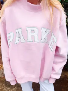 Trendy Pink CrewneckPink Parke Crewneck Women’s Sweatshirt – Cozy Oversized Aesthetic Pullover