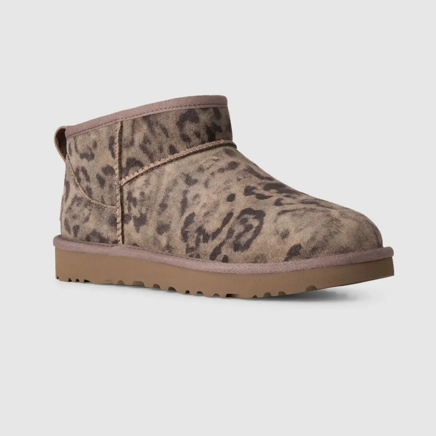 UGG Classic Ultra Mini Spotted Chestnut