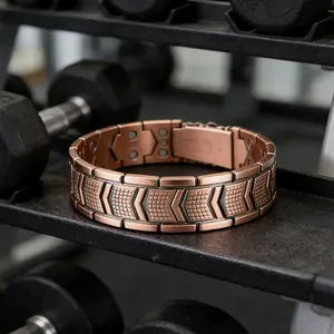 This shield-patterned copper bracelet stands for tenacity and strength, helping improve sleep, ease discomfort, and boost your daily energy. Skin-friendly and comfortable, it’s ideal for daily wear to support your wellness.