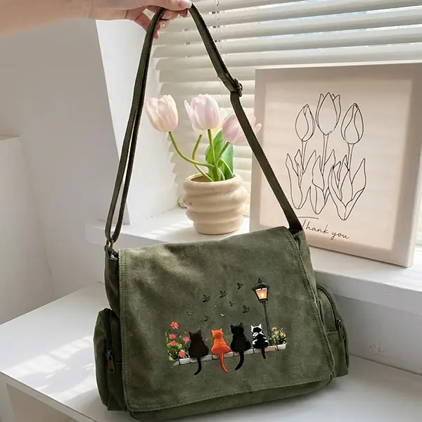 Ladies' large capacity tote bag; Back view cat pattern; Suitable for various scenarios such as shopping and travel, it is an ideal gift for pet enthusiasts. Casual messenger canvas bag, hand-held messenger bag, fashionable daily crossbody