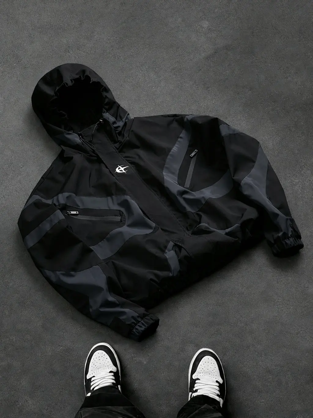 PAVTROS men’s color-block patchwork hooded long-sleeve jacket, lightweight windbreaker, Y2K functional-style jacket with embroidered print design, perfect for everyday outings and fashion gatherings. Available in various colors and sizes from S to 2XL.