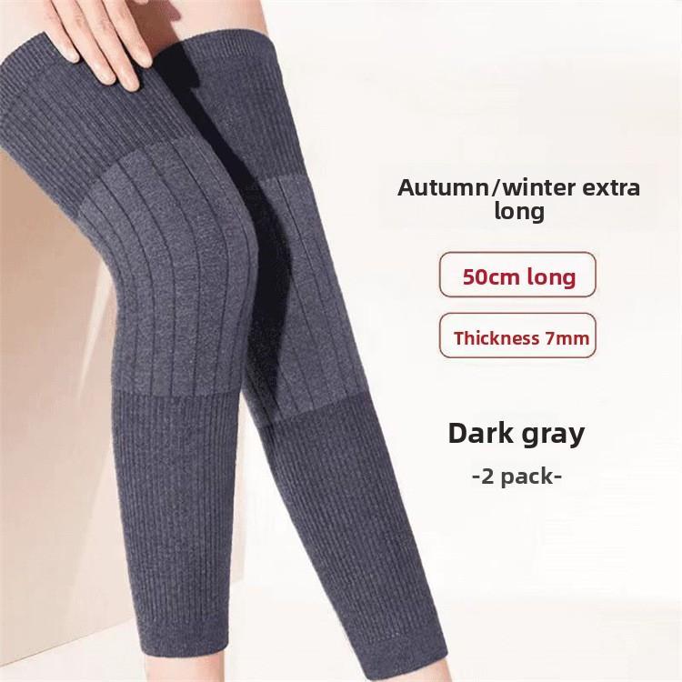 Thickened Anti-Slip Warm Knee Guards, suitable for men and women year-round. Made with breathable stretch fabric and anti-slip design. Soccer sports style. Women's black minimalist design. Thickened Anti-Slip Warm Knee Guards, suitable for men and women year-round. Made with breathable stretch fabric and anti-slip design. Soccer sports style. Women's black minimalist design.