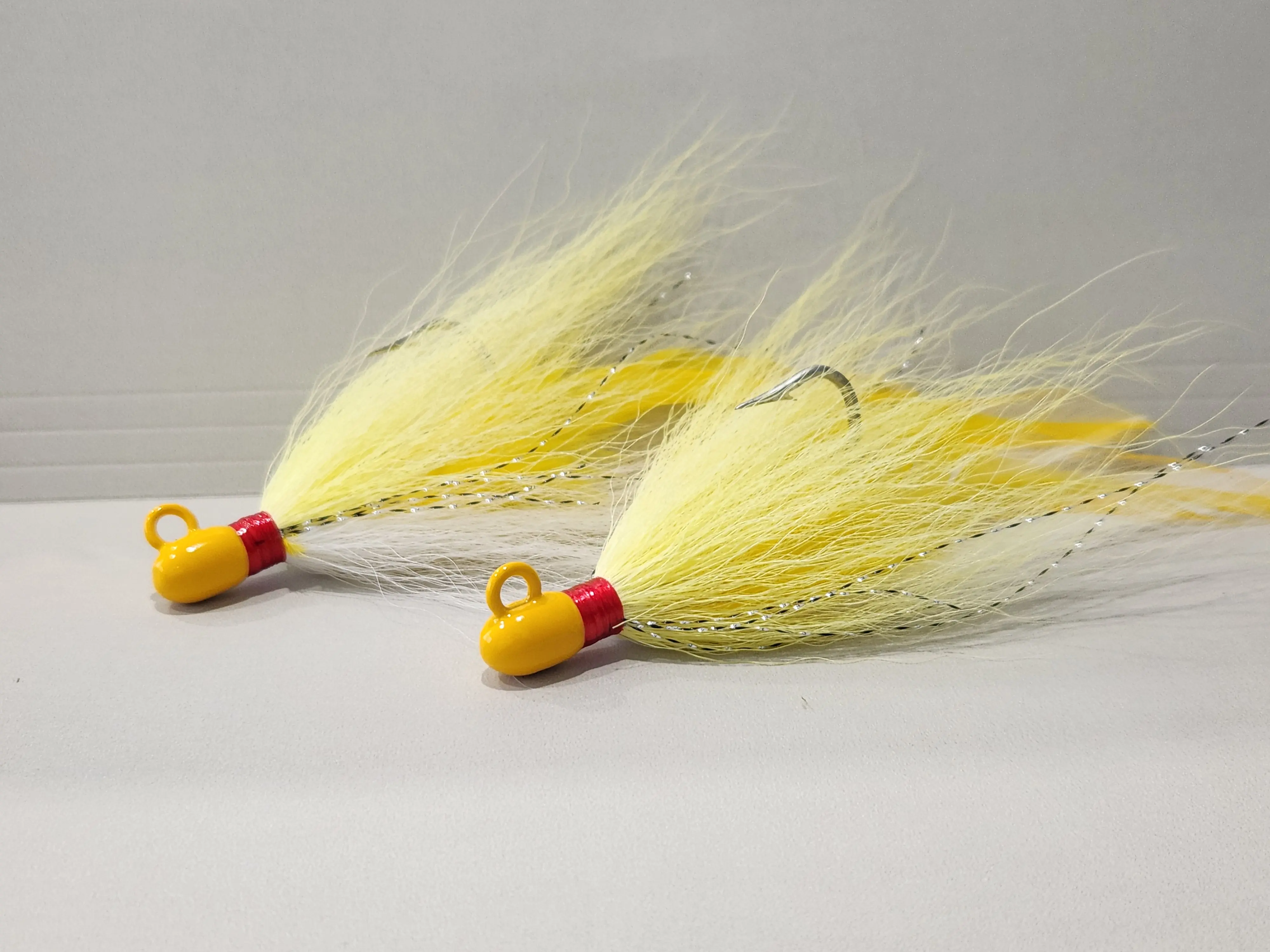 Roster yellow and white color Roster yellow and white color