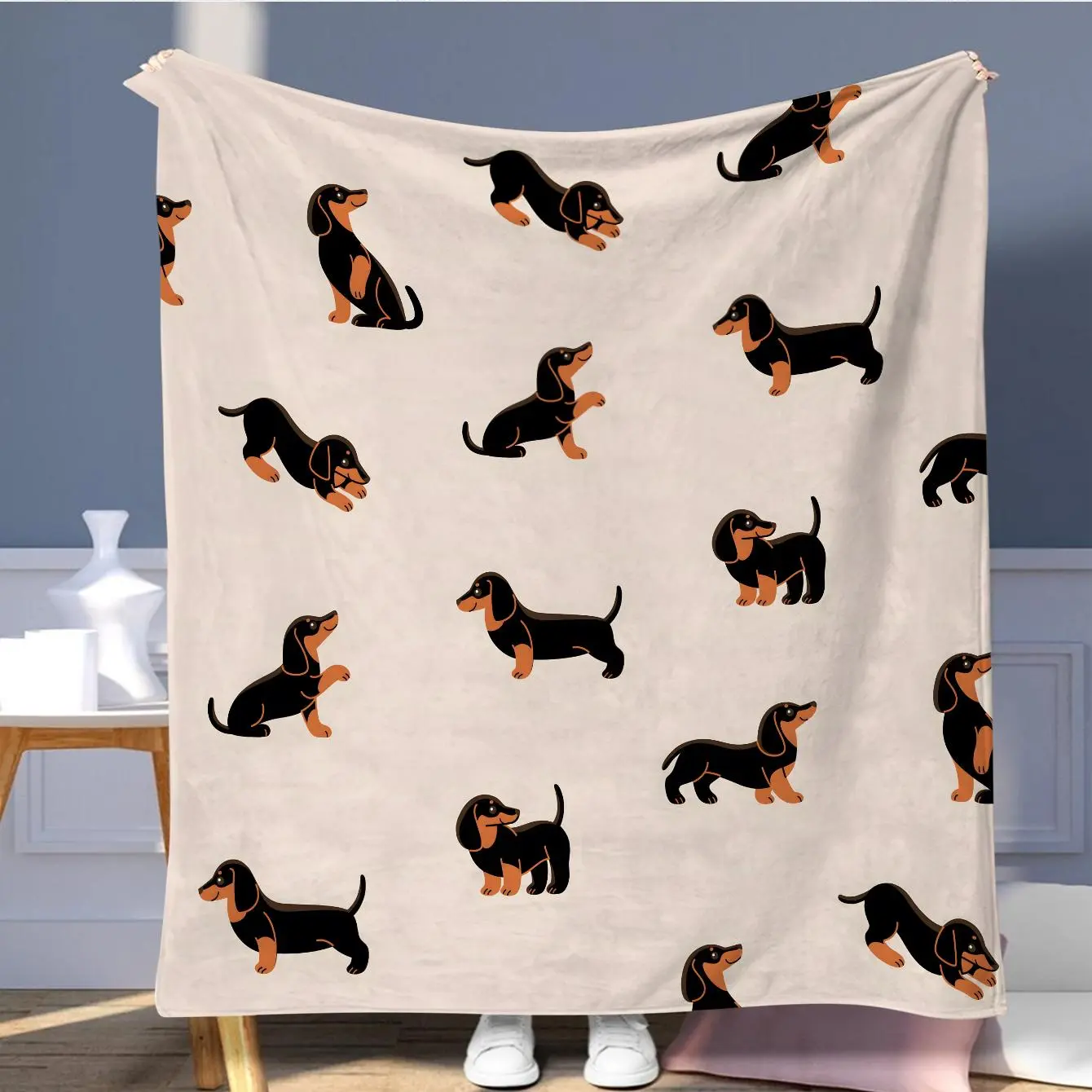 Cute Cartoon Dachshund Pattern Blanket, 1/2 Counts Lightweight Cozy Blanket Soft Comfortable Throw Blanket, Lightweight Warm Napping Blanket for Home Office Travel Lightweight Blankets Cartoon Print Blanket