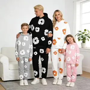 The cutest streetwear find for your mini!  3D Puff Print Floral Set | Kids Fashion Must-Have