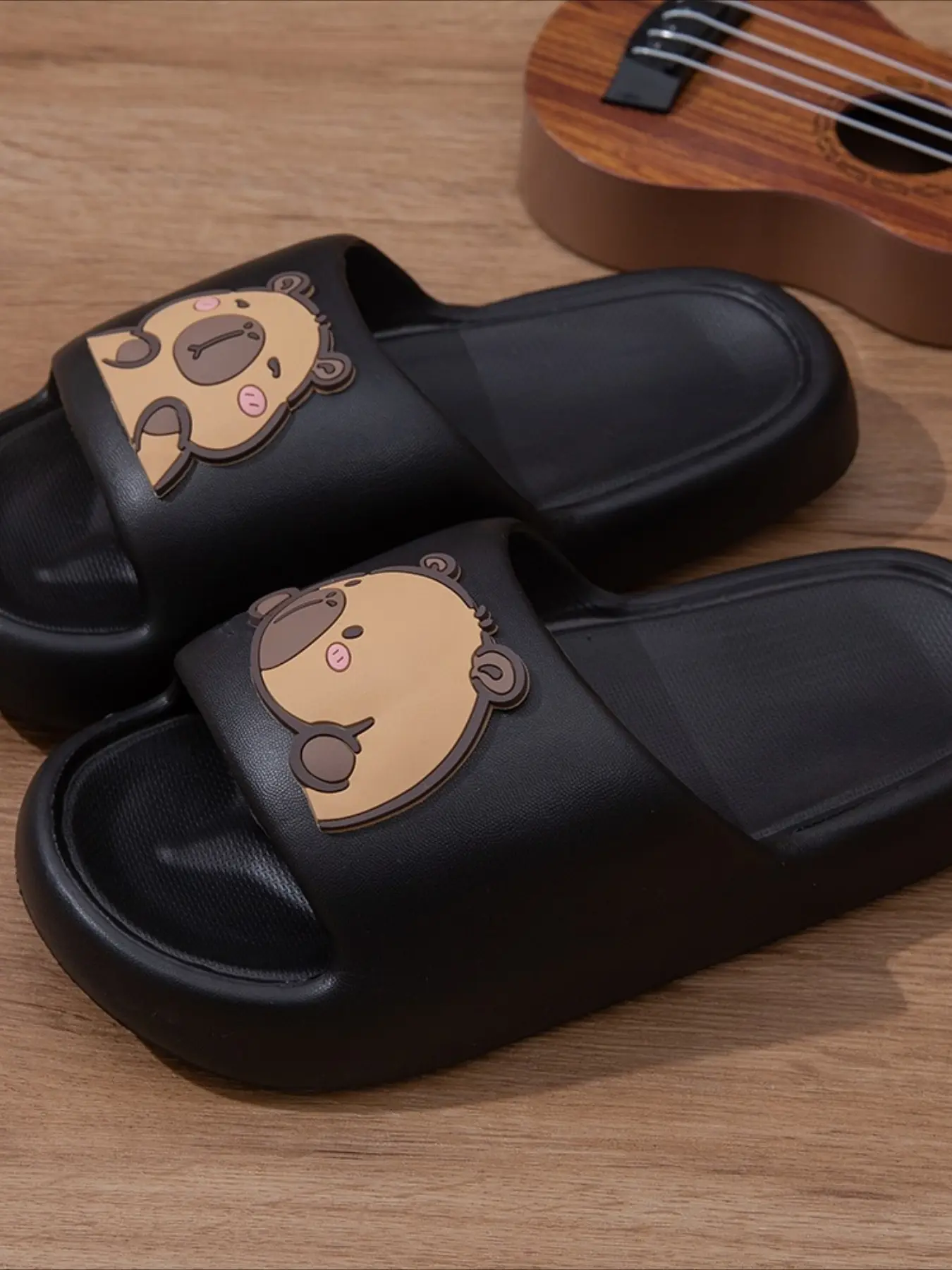 Children's Cartoon Capybara Solid Color Bath Slippers for Boys and Girls Indoor Home Cool Slippers, Cute Soft Slippers, Fun Slippers, Kid Slippers