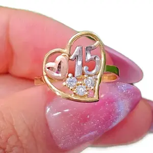 Anillo de 10 kilates De 15 anos