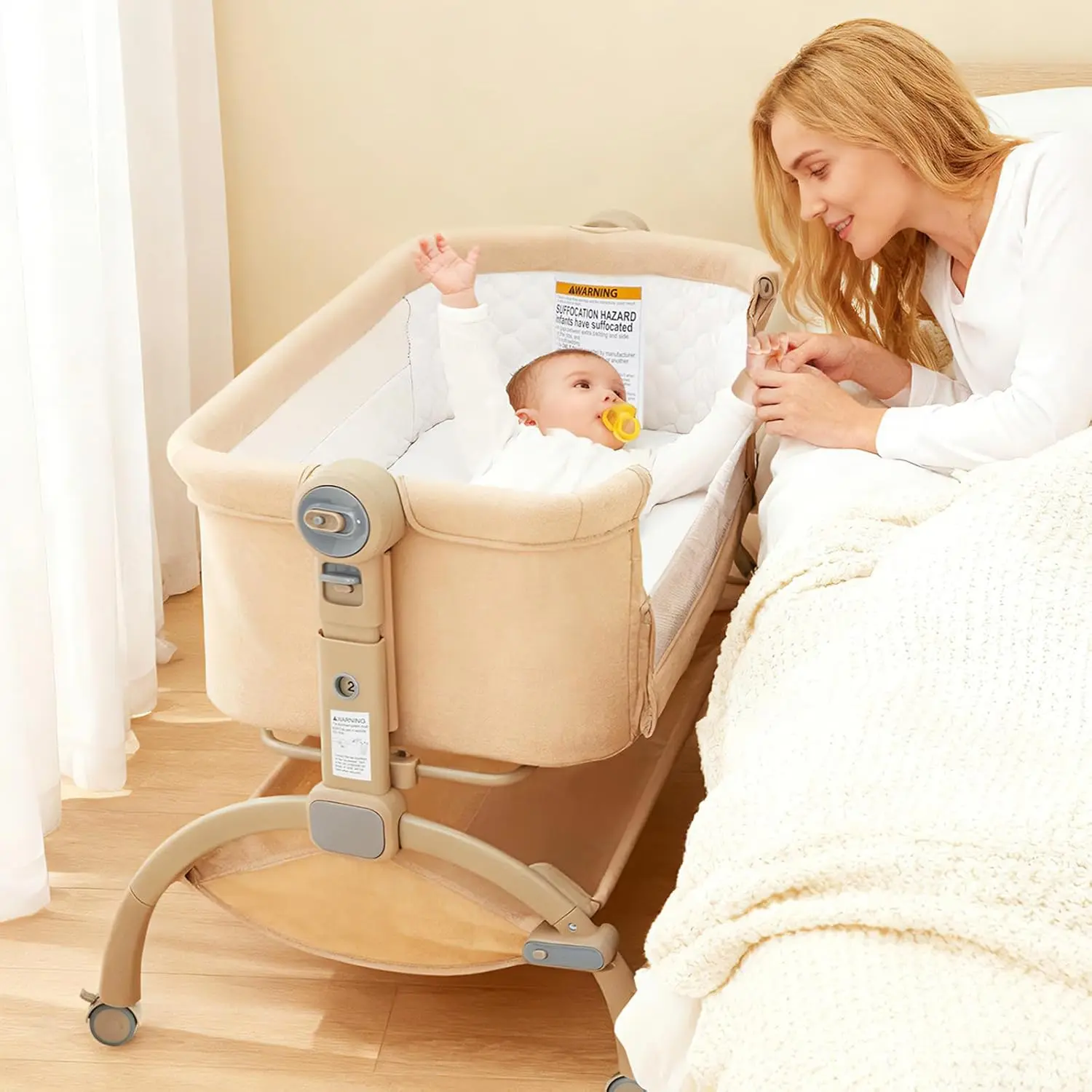 GAOMON 3-in-1 Baby Crib, Adjustable Bedside Sleeper with Wheels & Mosquito Net, Portable Bassinet Bassinet, Breathable Fabrics for Newborn to Toddler, Home Use, Beige
