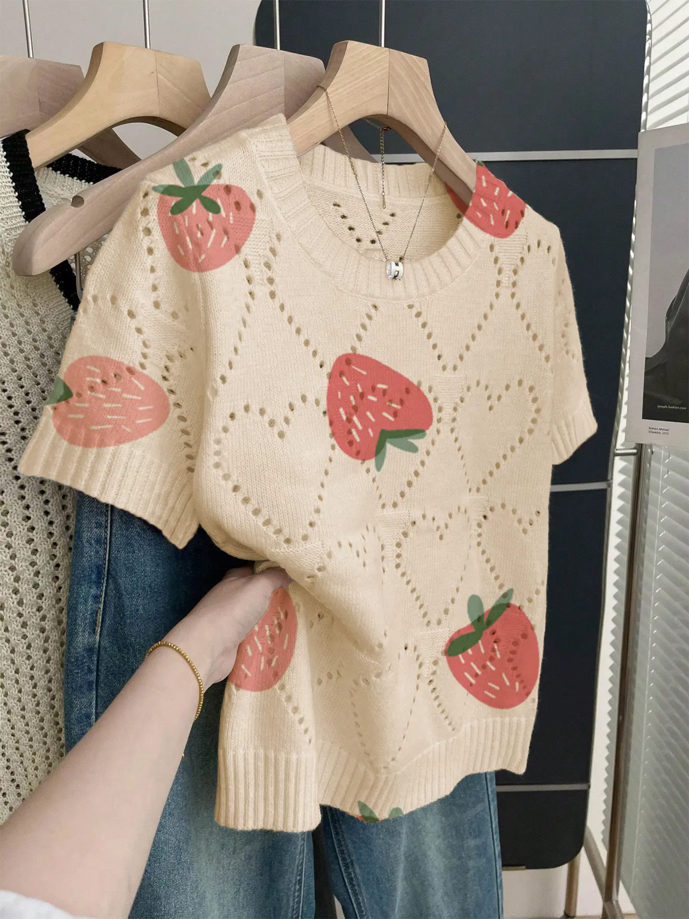 Boho Style Casual Loose Round Neck Short Sleeve Knit Sweater, Strawberry Print Summer Top, Women's Vacation, Valentine's Day, Womenswear, Casual Fashion Knitwear, Knitwear, Casual Knit Tops