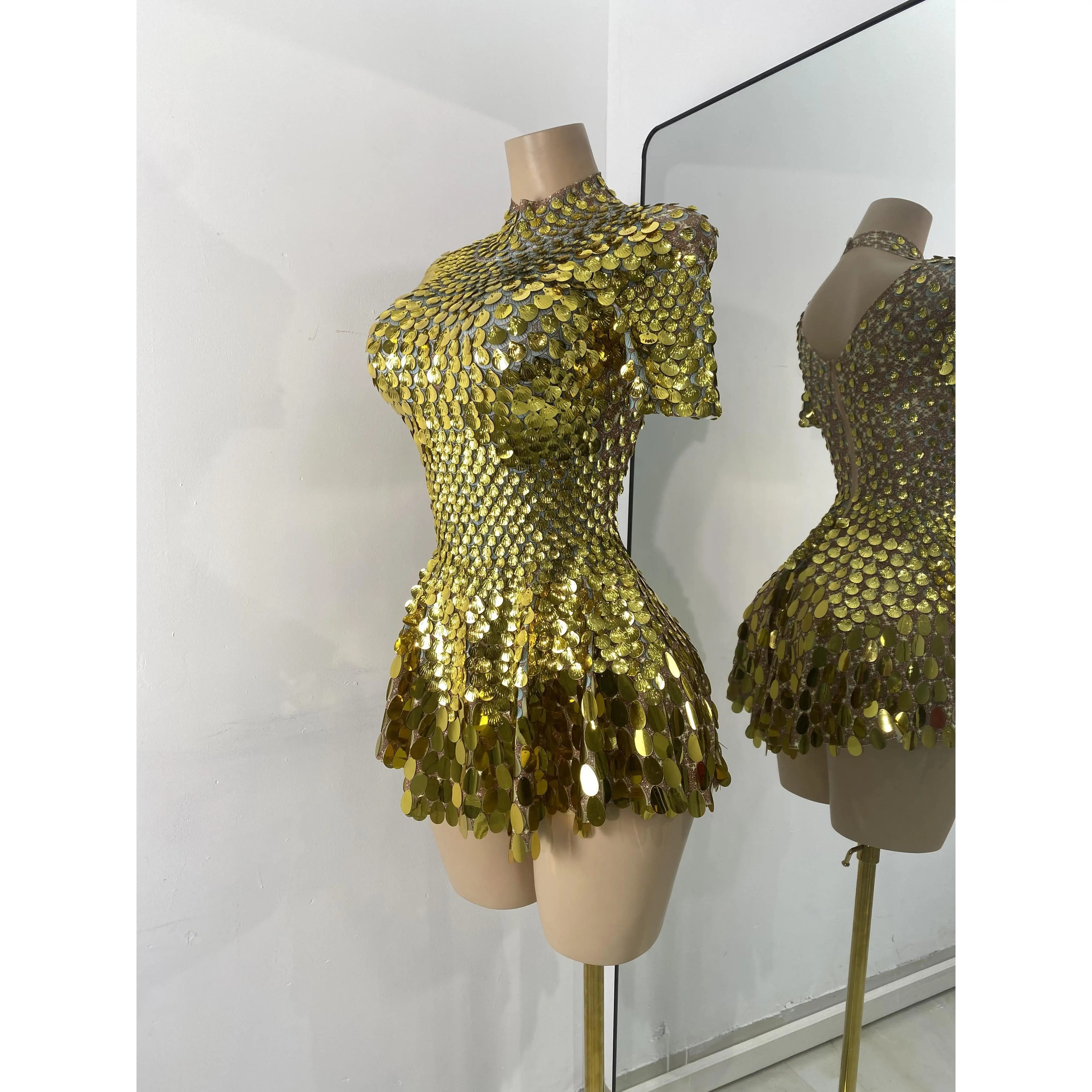 Hot Sale 2025 Sexy Women Short Sleeve Sparkly Sequins Stage Dress Luxury Evening Party Nightclub Performance Costume Stage Wear