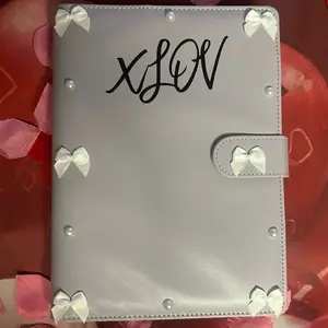 XLOV Photocard Binder