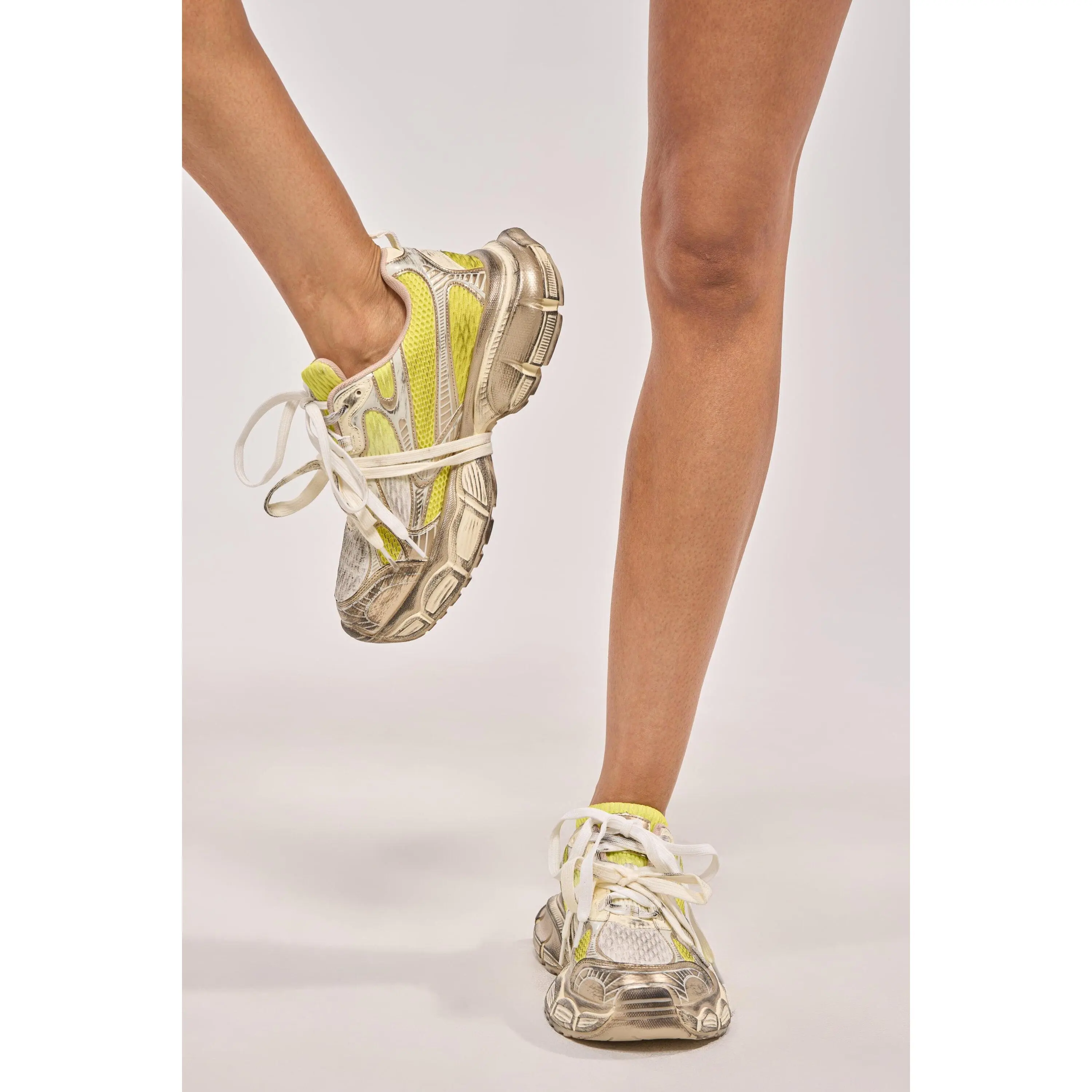 AKIRA GOLD CALU CITRON YELLOW SNEAKER