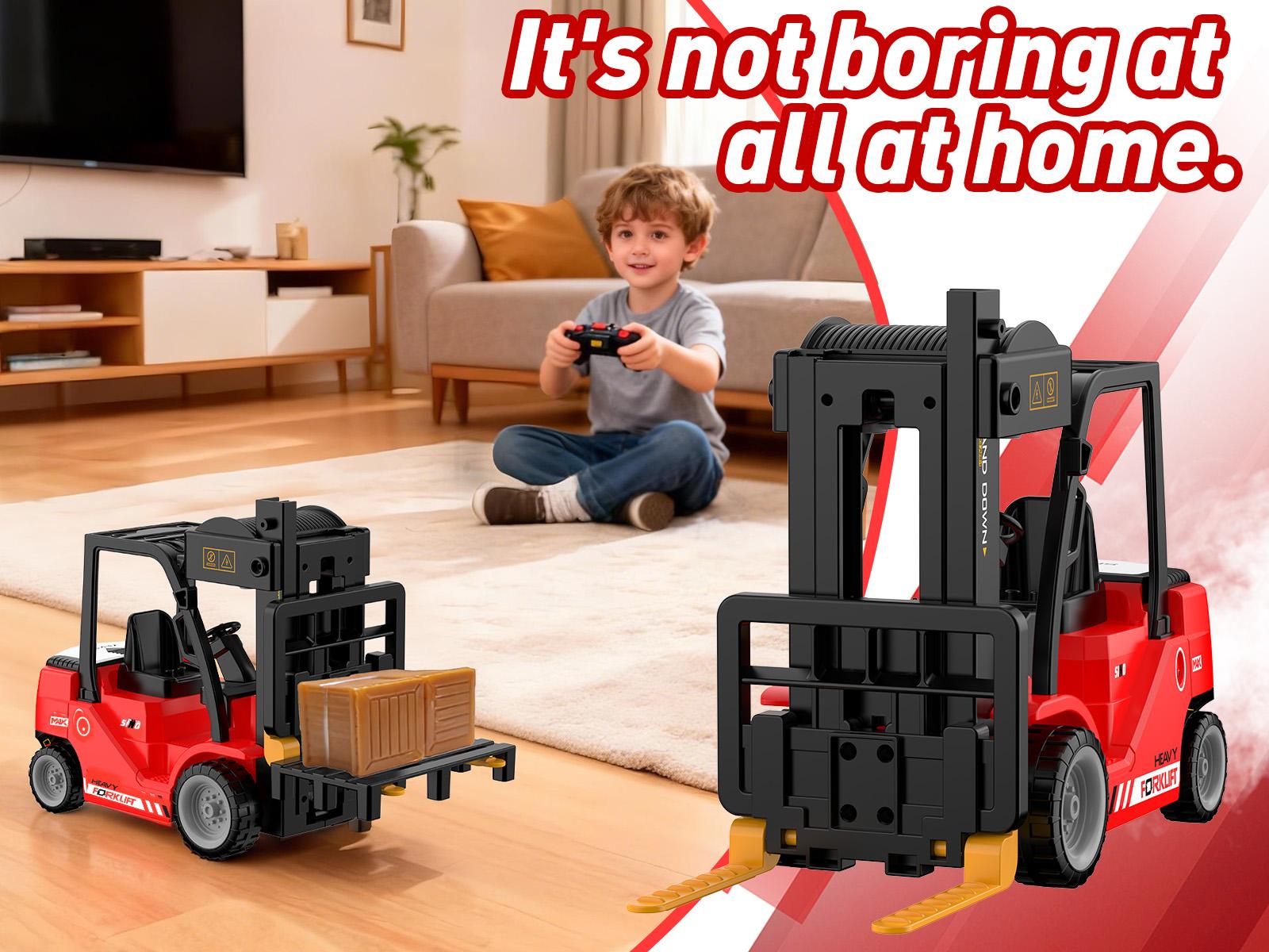 RC Forklift Truck Toy with Pallet & Cargo, Remote Control Construction Vehicle with Water Spray, Lights & Sound Effects, Rechargeable Battery, Detachable Design for Kids