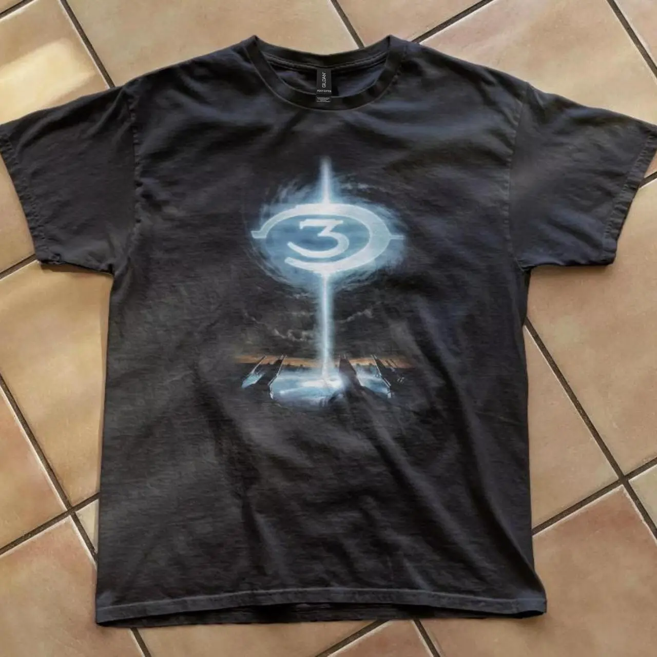 Gildan Men's and Women's T-shirt, Black Halo 3 Promo Graphic Tee, Game Shirt, Y2k Unisex Graphic Tees Gothic Grunge Emo Scene Amity Affliction Style Clothes Menswear Womenswear Streetwear