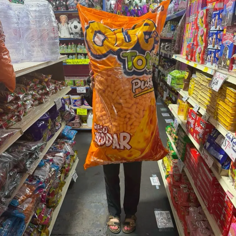 QUE TOTIS QUESO 3 KG Bolsa Grande, Botana  De Maiz Horneada Sabor Queso Cheedar Cheetos Puffs Cheddar Flavored.
