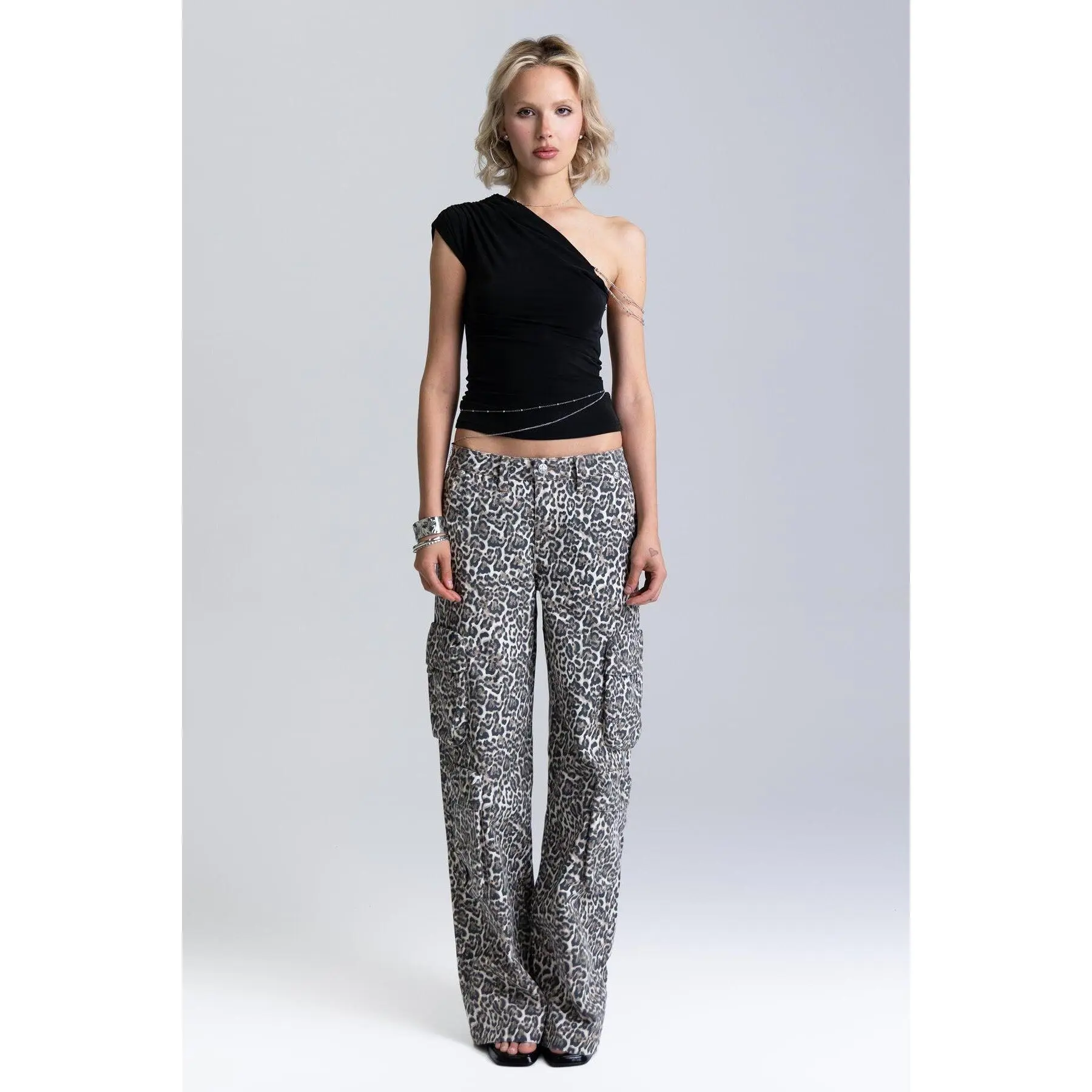 Cambria Leopard Cargo