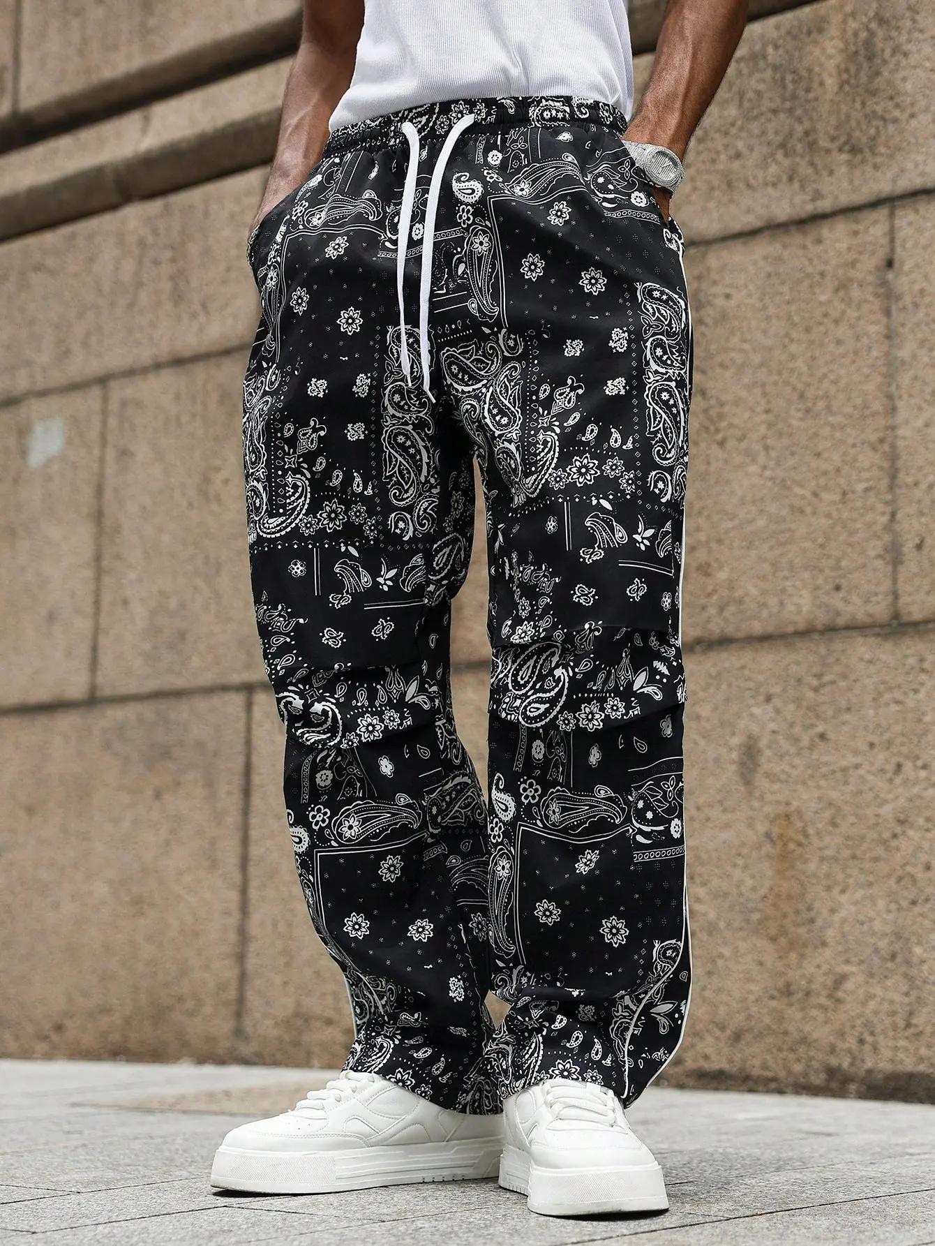Men’s casual pants for outdoor running, fitness, and everyday wear