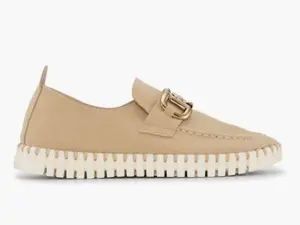 Ilse Jacobsen: Tulip 3874