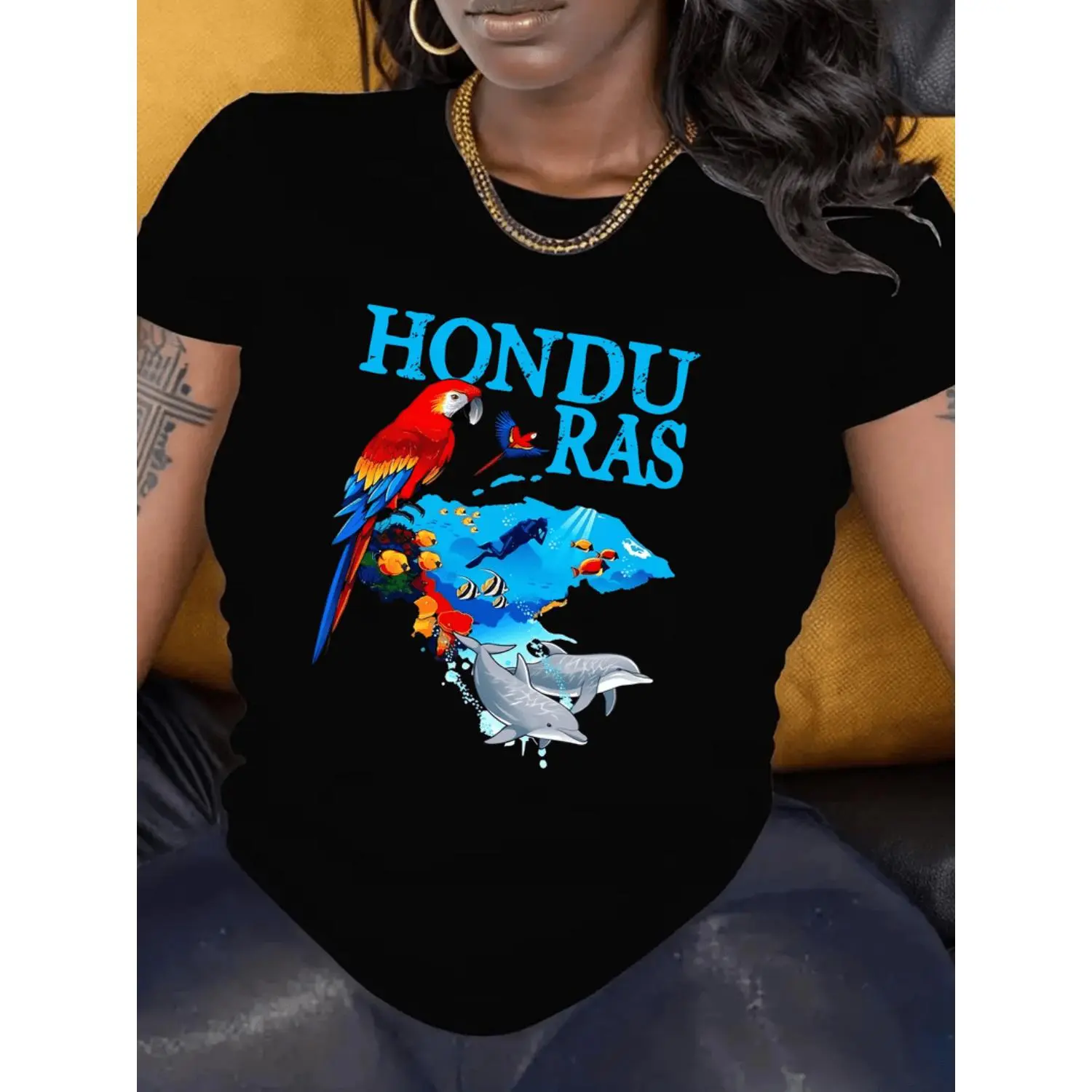 Women's Honduras Parrot Printed Round Neck Short Sleeve Activewear Top, Sports & Outdoor Casual Top, Tops
