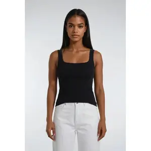 Forever 21 Women's Essential Cotton Cropped Tank Top - Soft, Breathable Sleeveless Summer Top - Minimalist Clean Girl Aesthetic Basic Cami - Versatile Everyday Vest