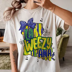 LA WEEZY ANA Shirt, Mardi Gras Louisiana State Map Tee, New Orleans Fat Tuesday Outfit, Coquette Bow Glitter Top, NOLA Carnival Party Shirt