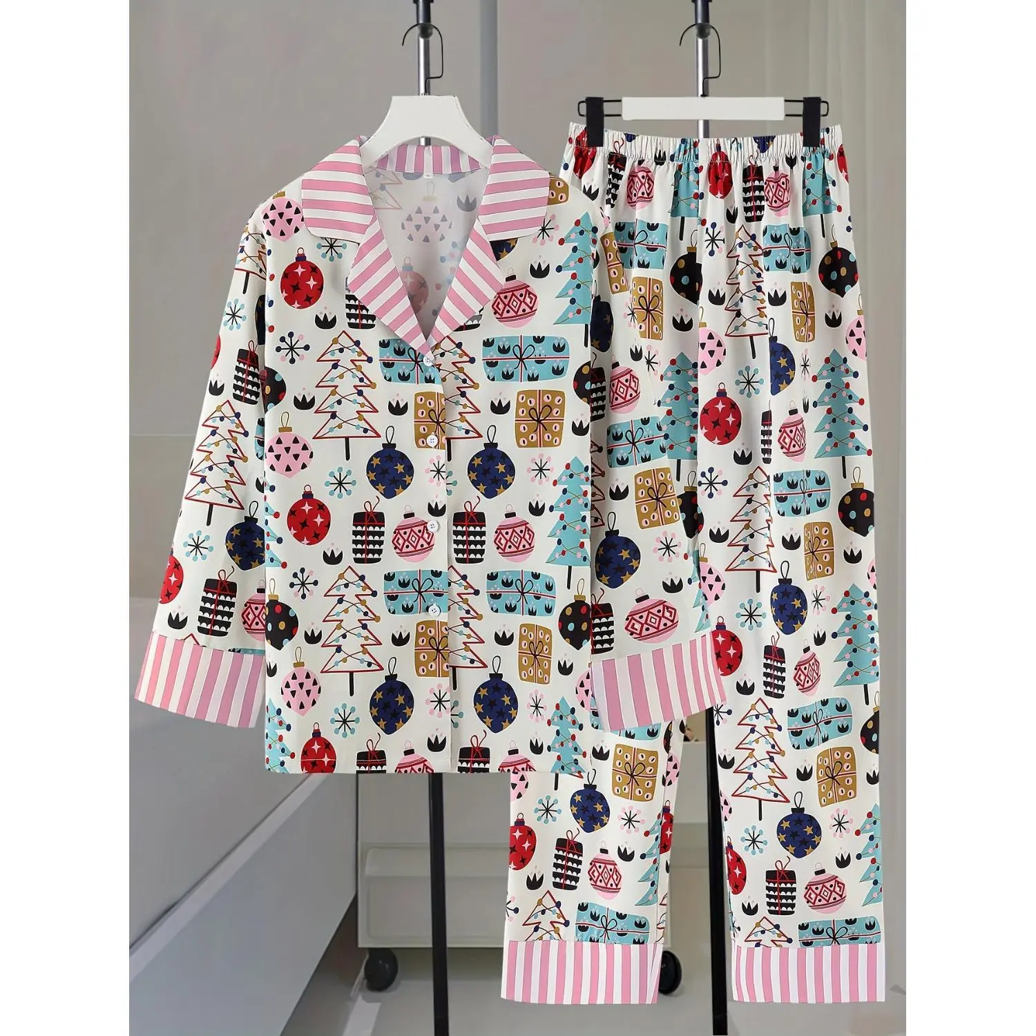Women's Christmas-themed Printed Suit-style Long-sleeve Set with Pants