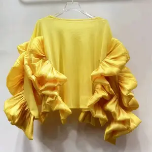 Women's long-sleeved top, oversized ruffles on the sleeves, retro ruffle blouse