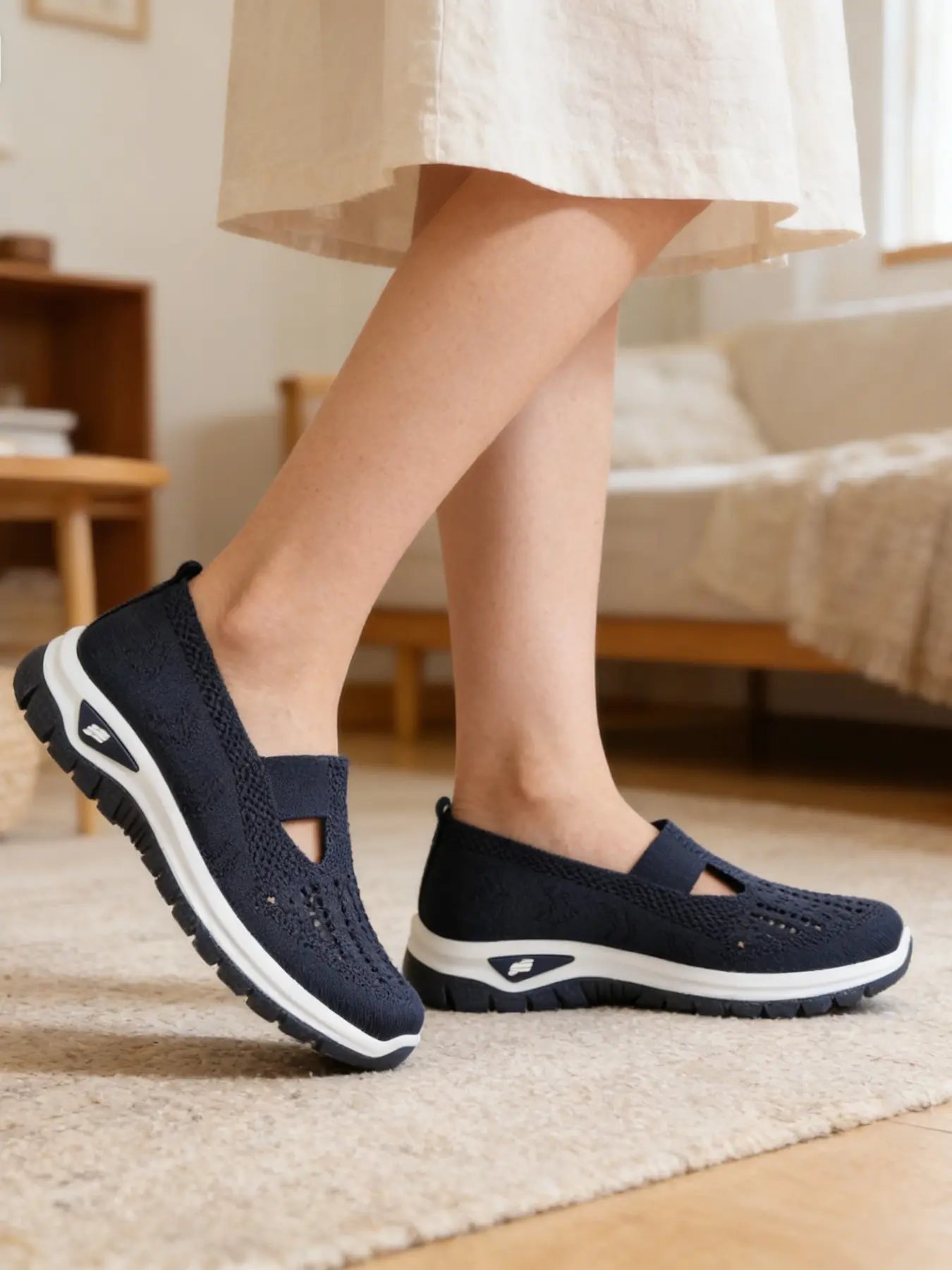2026 Women's Breathable Slip-On Orthopedic Walking Shoes, Knit Casual Summer Shoes, Easy-Wear Lightweight Design for Everyday Comfort, Slip On Footwear