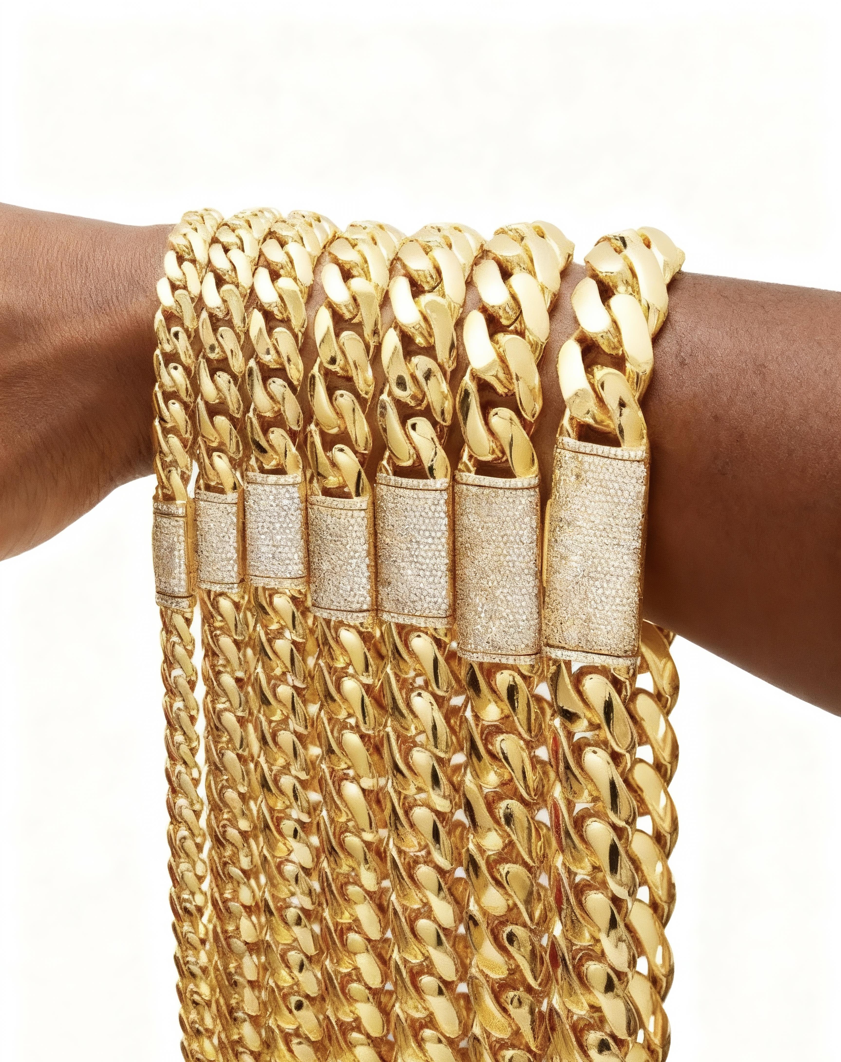 Retro Gold Cuban Chain Necklace, 8mm with a clasp closure. The clasp features zirconia accents. The chain is crafted from stainless steel. Bold hip-hop style, suitable for both men and women. Casual and fashionable, pairs effortlessly with any outfit.