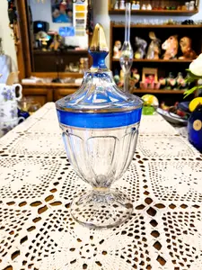 Antique Heisey #465 Glass Lidded Candy Apothecary Jar