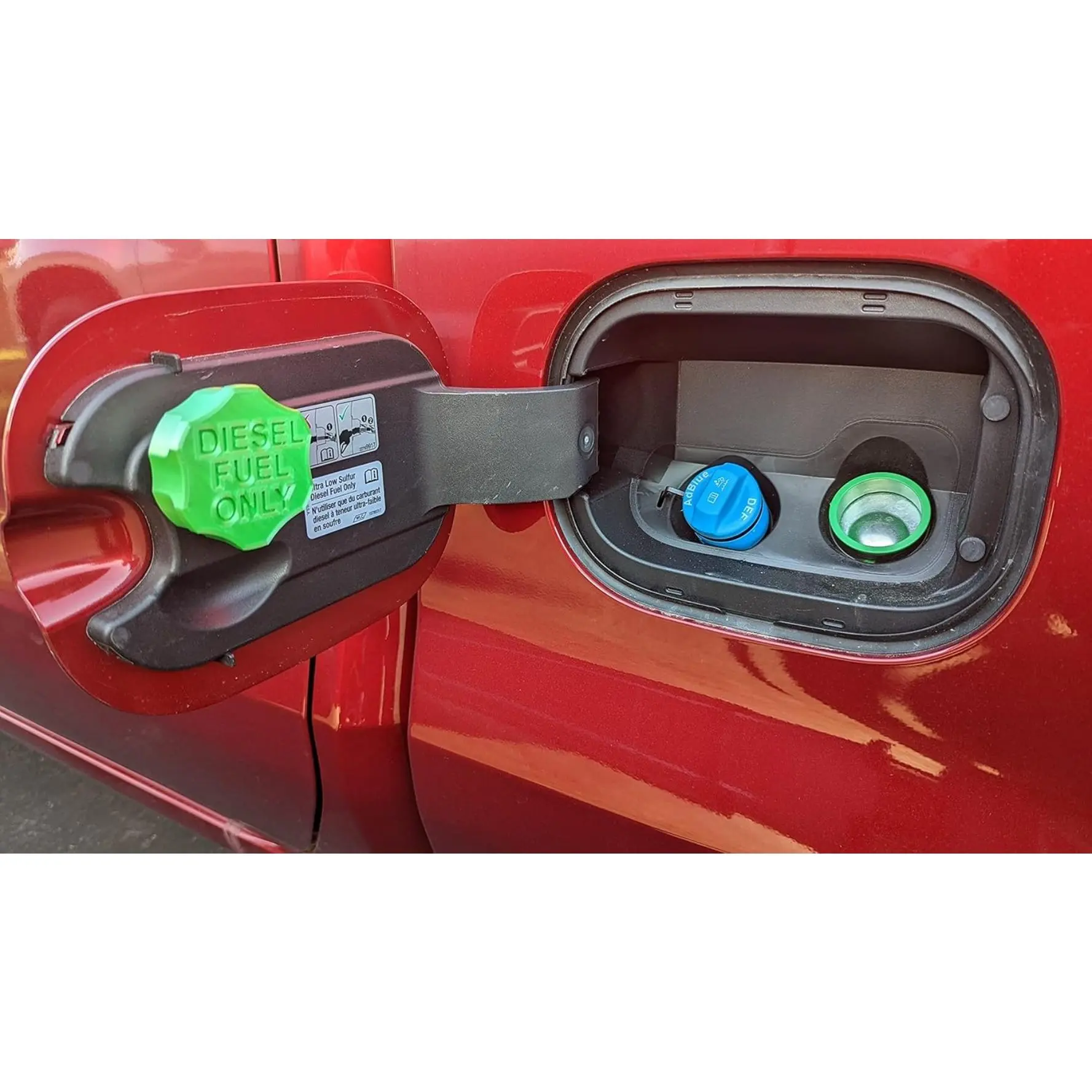 Magnetic Fuel System Cap For GM 3.0L Duramax (2020–2026), Fits Silverado,Sierra, Prevents Dirt & Contamination