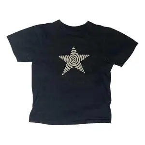 Retro lucky star T-shirt, retro women's shirt, Y2K T-shirt, retro casual short-sleeved T-shirt, Western-style graphic T-shirt, 2000s clothing, Y2K women's streetwear.