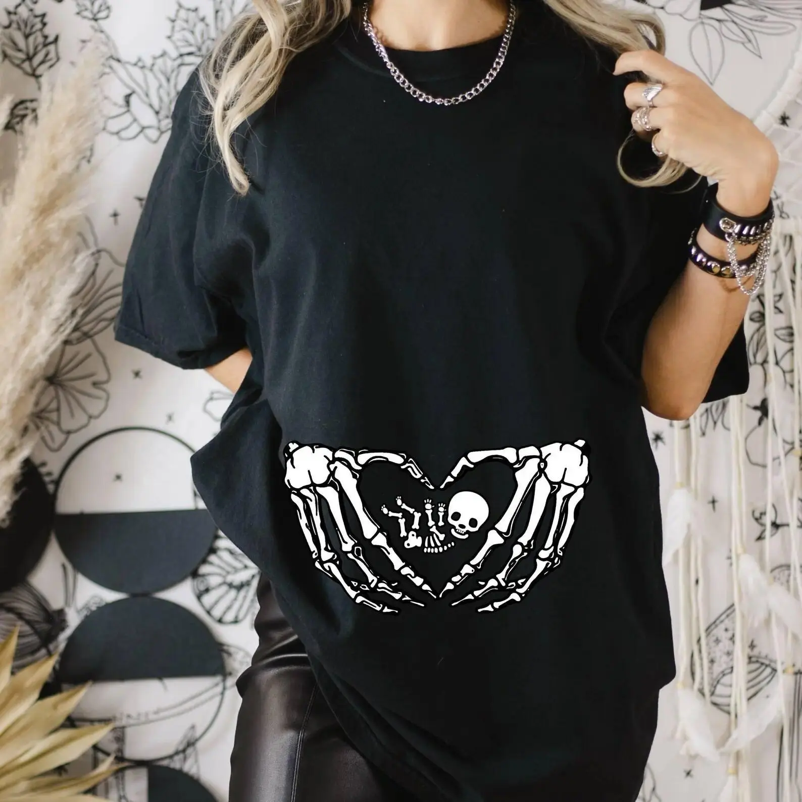 Pregnant Skeleton Shirt, Skeleton Baby Halloween Maternity Shirt, Pregnancy Mom Maternity Shirt With Baby Skeleton tb0422