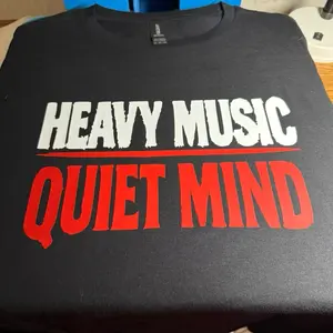 Heavy music, Quiet mind tee