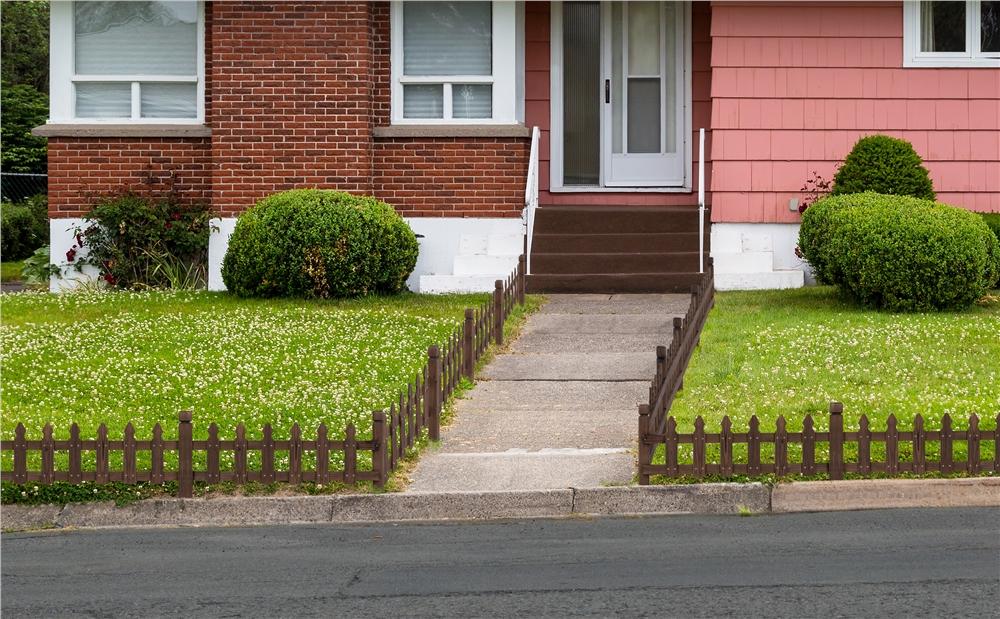 Yaheetech Rustic Wood Garden Fence Pricket Fencing Border Set of 5 Products 11.5” H x 35.5 W, Natural Wood Yaheetech Rustic Wood Garden Fence Pricket Fencing Border Set of 5 Products 11.5” H x 35.5 W, Natural Wood