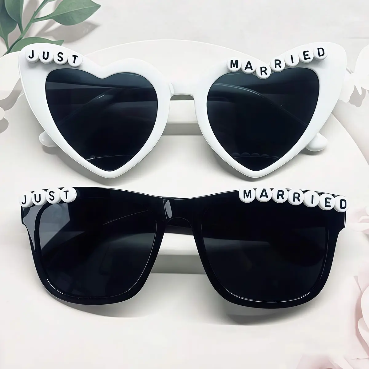 Just Married Heart-Shaped Wedding Party Glasses, Perfect for Bachelorette Parties, Bride, Groom, Bridal Shower Decorations, Gift Ideas