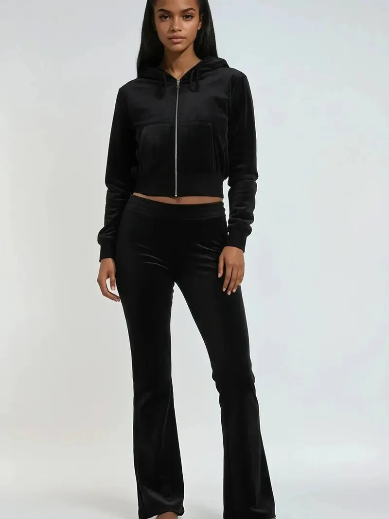 Forever 21 Women's Solid Soft Plush Velour Tracksuit - Fitted 2-Piece Matching Clothes Set with Zip-Front Hoodie & Pants, Stylish Fabric for Casual Loungewear, Style, Basic, 2 Piece Sets, Comfy Sets