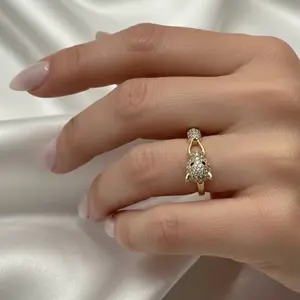 Elegant ring with panther design, 14k laminated gold.