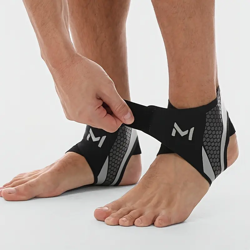 1 Pair Lightweight Adjustable Ankle Sleeve - Breathable, Anti-Wear, Ankle Protective Compression Brace with Adjustable Strap for Hikers, Cyclists