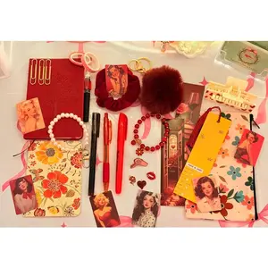Vintage Pin-up Girls Bookish Bundle