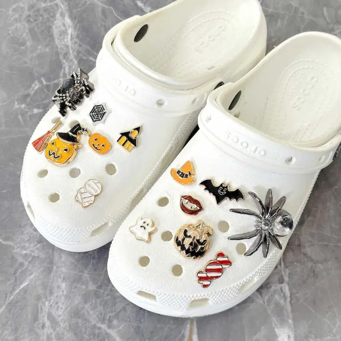 14Pcs Halloween Metal Croc Charms, Enamel Pumpkin Spider Bat Ghost Shoe Charms, Spooky Horror Decor Charms for Clog Sandals Shoe Ornaments