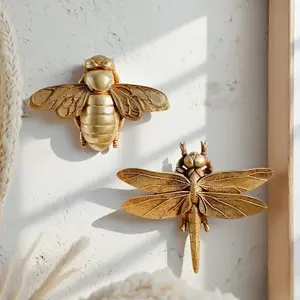 Gold Bee / Dragonfly Wall Sculpture - Cute Resin Wall Decor - 3D Wall art for Bedroom, Living Room, Bathroom, Aesthetic Room, Office & Home Decoration - Hangable Wall Ornament - Decorative Wall Hanging - Gift Idea for Birthday & Christmas