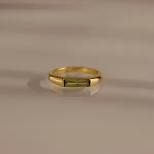 Peridot Baguette Signet Ring by Caitlyn Minimalist - Minimalist Green Crystal Statement Ring - Gemstone Jewelry - Best Friend Gift