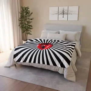 Red Lip Bite, Fleece Blanket | Black White Radial Stripe
