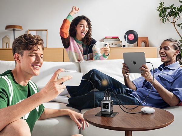 UGREEN Uno 100W/65W/30W/USB C Charger 3/4-Port Robot GaN Fast Charger PPS PD3.0 for iPhone 17 16 15 14 Pro Max, Galaxy S24/S23 Ultra, Fast Charge for Laptop Macbook Air-Black Friday Electronic Charging,TikTokShopBlackFriday ,Tiktokshopstockup