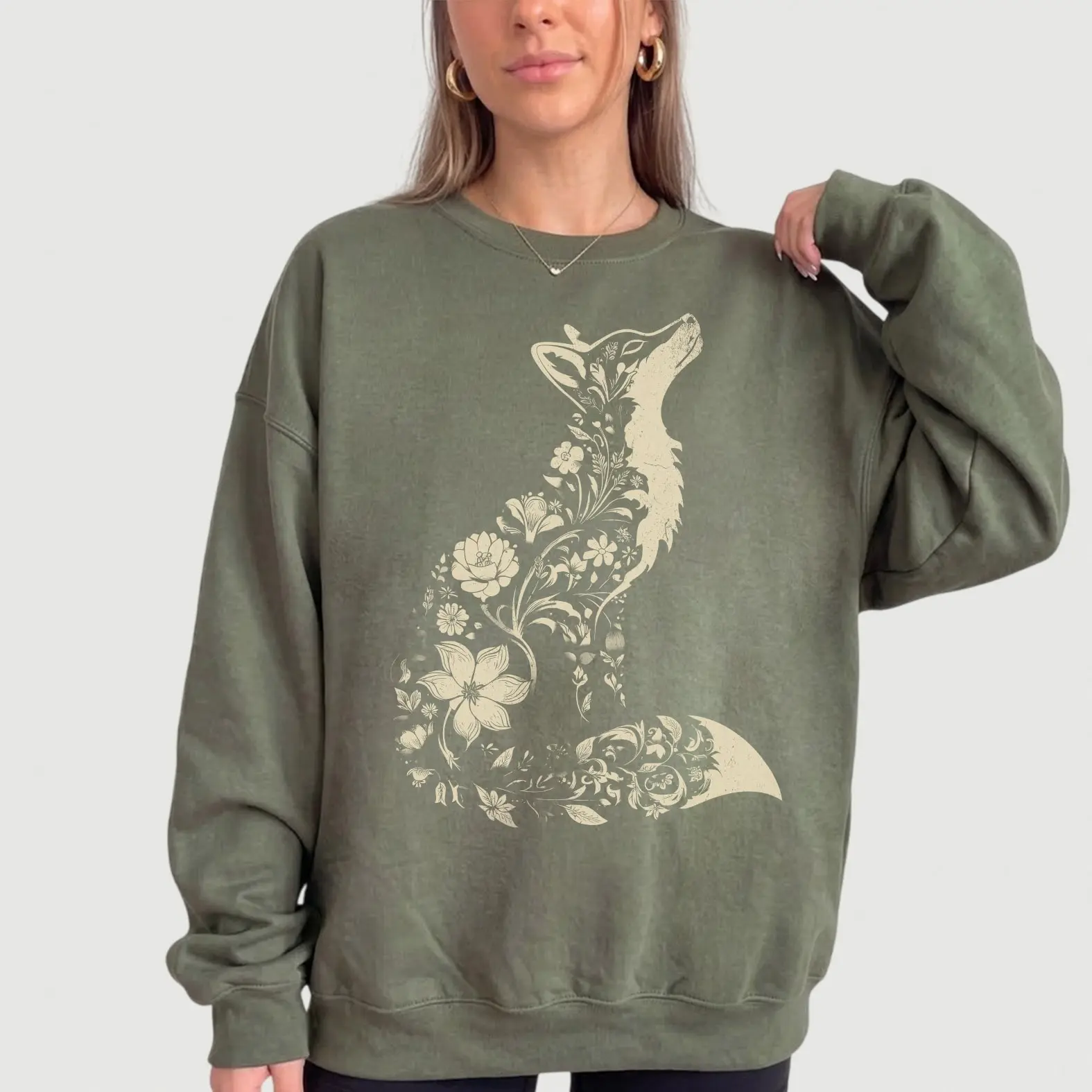 Gildan Floral Fox Crewneck Sweatshirt, Aesthetic Fox Silhouette Wildflower Graphic Pullover, Fox Lover Gift