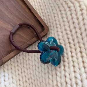 Spring Blossom Hair Tie – Fresh Floral Elastic Band for Effortless Hairstyles